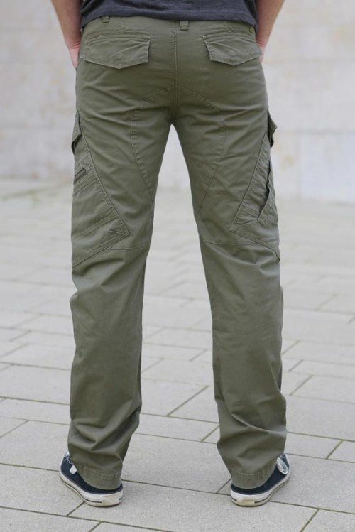 94701-Brandit-Advent-Model-back2